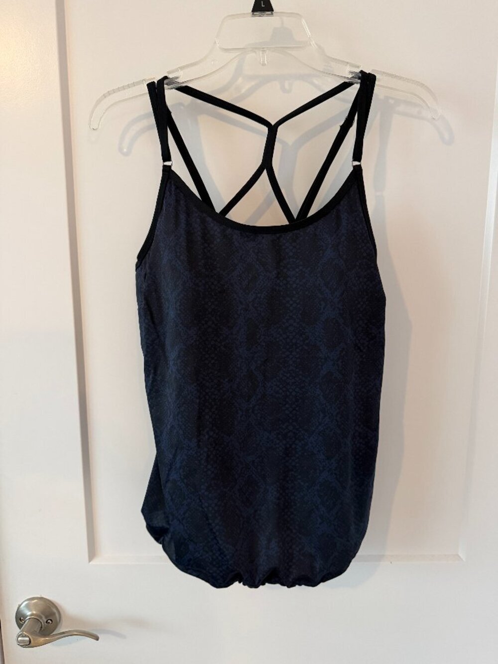 Athleta Swim Top 36 D/DD